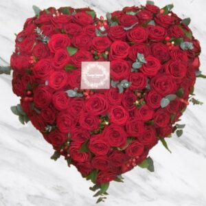 Pauline - Cœur de roses rouges.