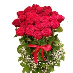 Ingrid - Fuseau de roses rouges.