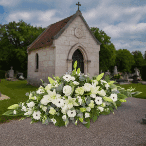 Micheline - Raquette de deuil en fleurs blanches.